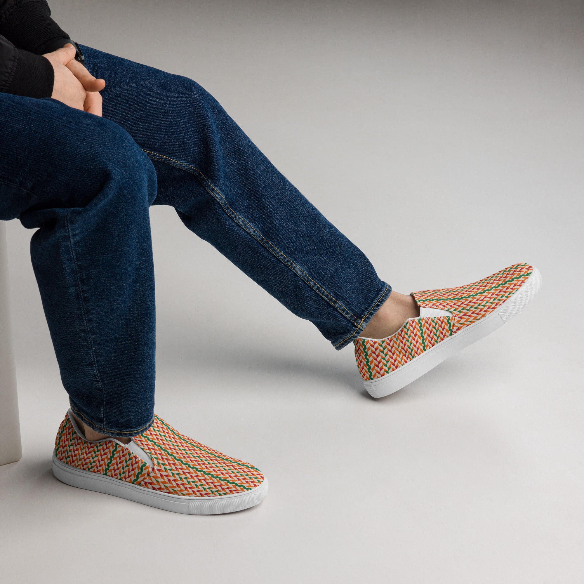 Waikiki Men’s slip-on canvas shoes